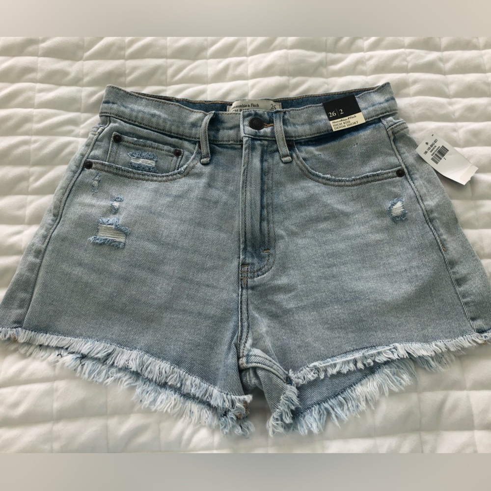 Abercrombie & Fitch Light Blue High Rise Denim Short, Size 26/2